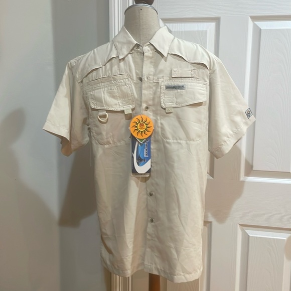 Hook & tackle shirt short sleeves nylon 50 SPF repels water dries fast men’s S - Picture 1 of 16